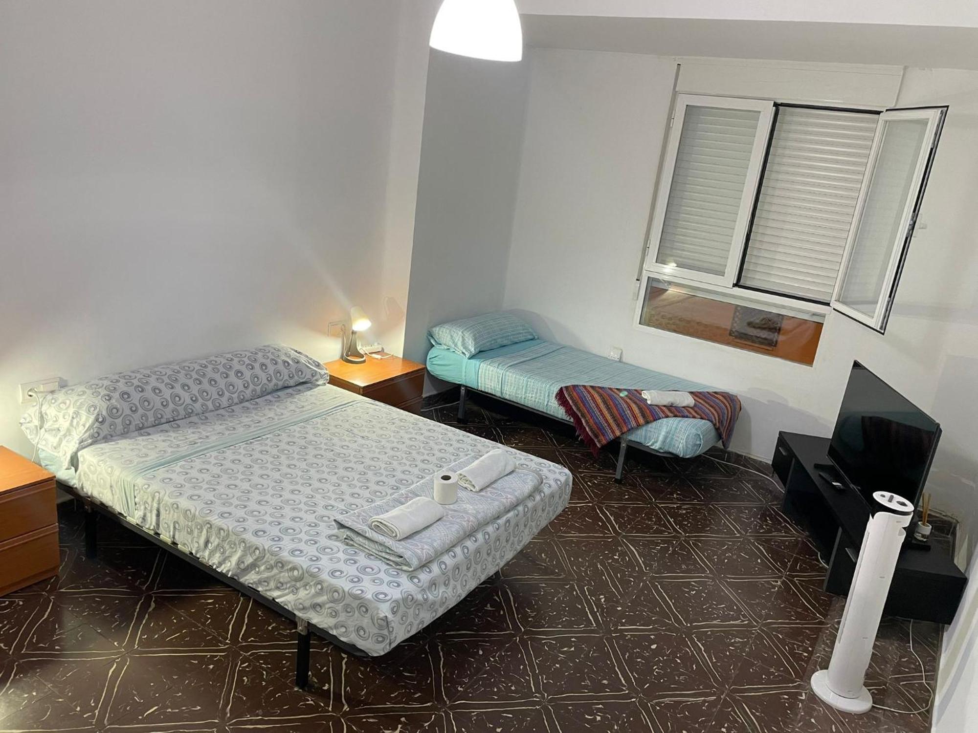 Privatunterkunft Habitacion Grande Y Comoda En Piso Particular Y Familiar Valencia